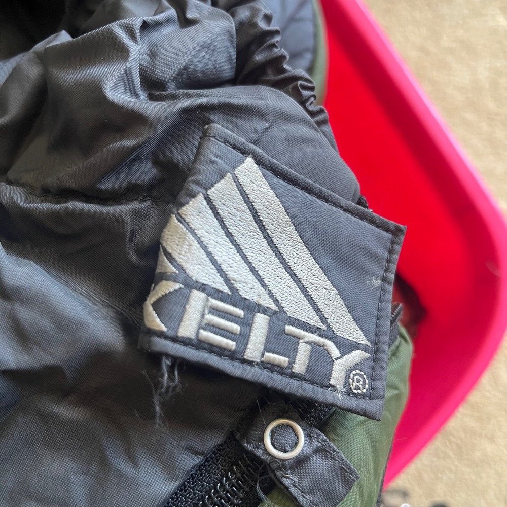 Kelty Aspen 30 Degree Regular Sleeping Bag Thermolite Plus Camping - Picture 7 of 10